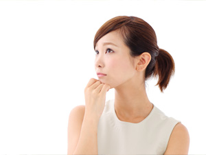 表側矯正よりも費用が高め